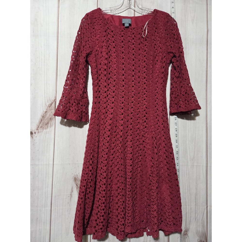 Rabbit Rabbit Rabbit Designs Burgundy Crochet Lace‎ Bell Sleeve Dress Small